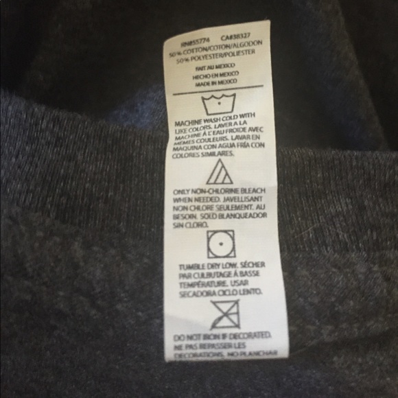 UNIVERSITY OF RICHMOND MENS TSHIRT TOP - Picture 5 of 7